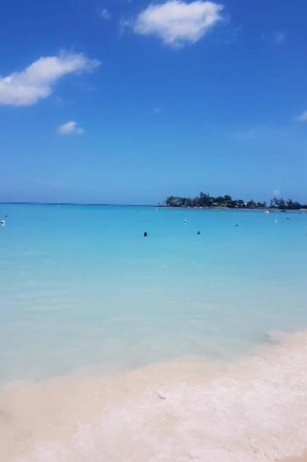 Residence Frangipane Pereybere Beach Bagian luar foto
